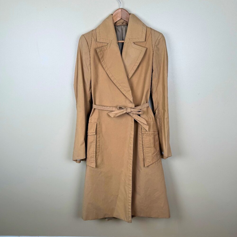 J. LINDEBERG Swedish Designer Trench Coat - Camel/Tan - Size 38 - Timeless Style